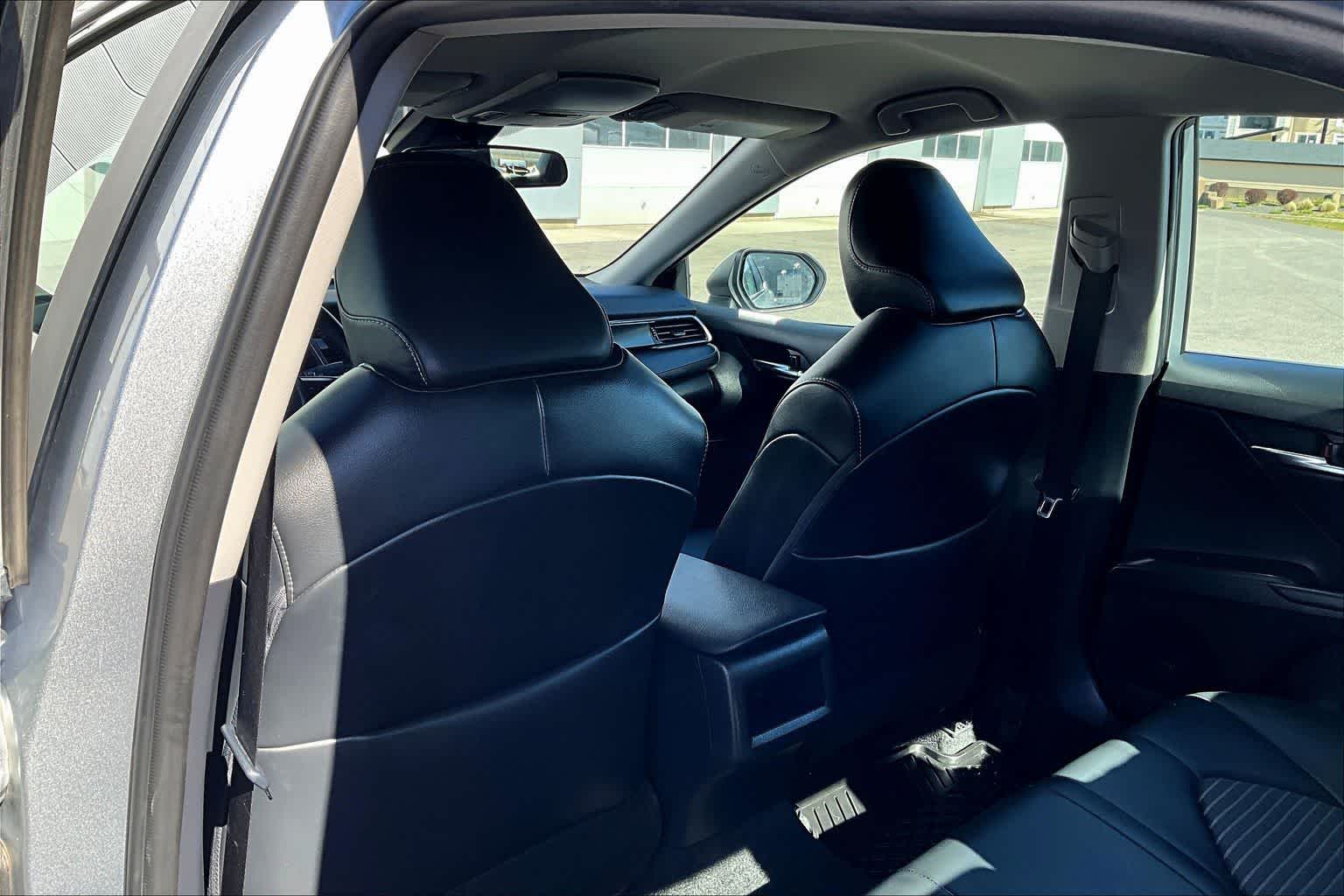 Thumbnail: 2024 Toyota Camry - 12