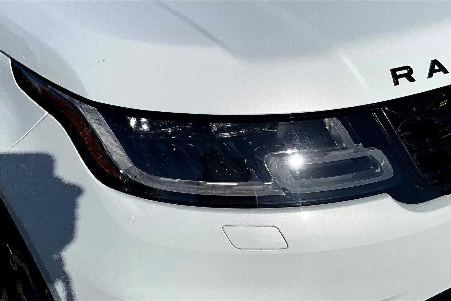 Thumbnail: 2020 Land Rover Range Rover Sport - 31