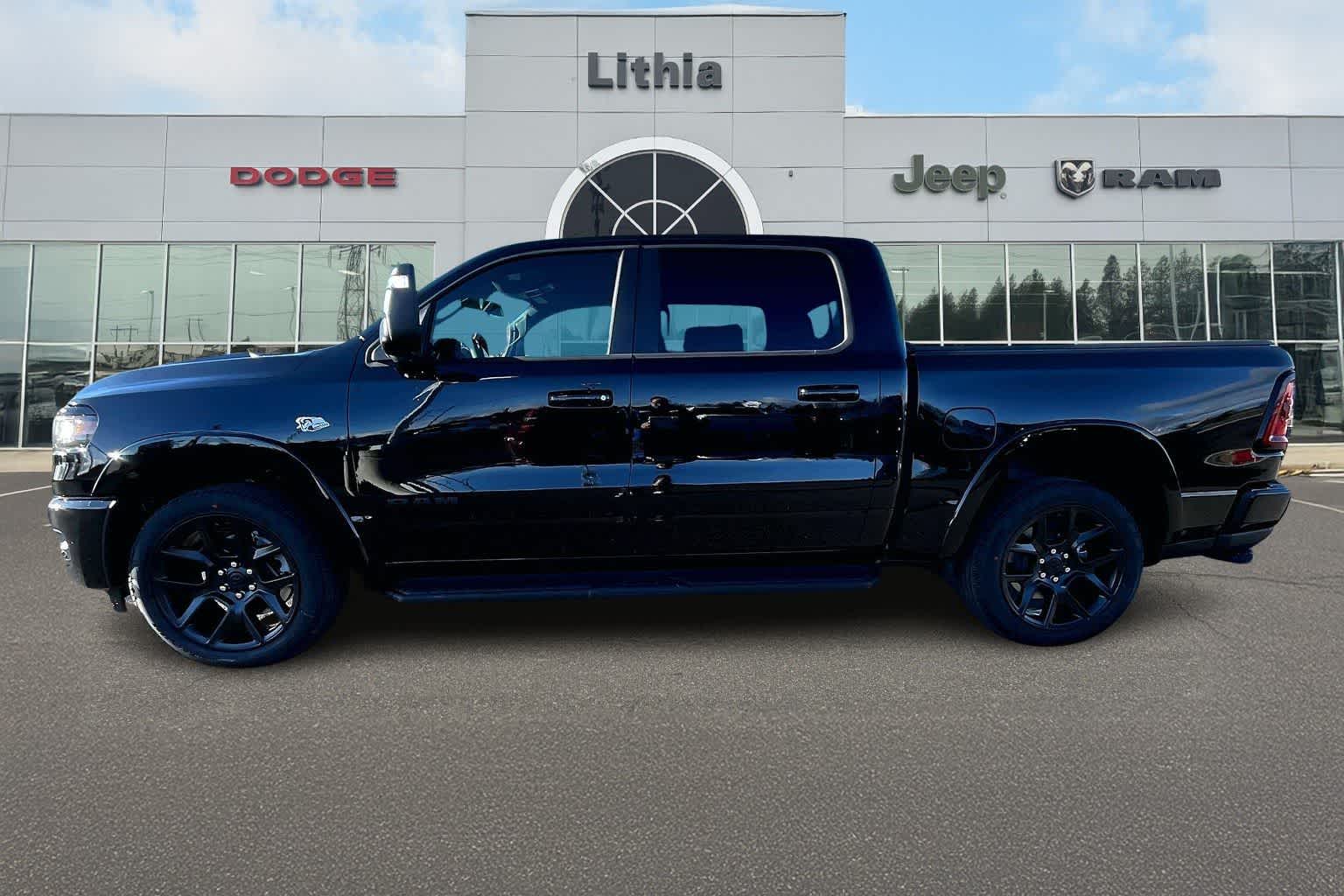 Thumbnail: 2026 RAM 1500 - 3