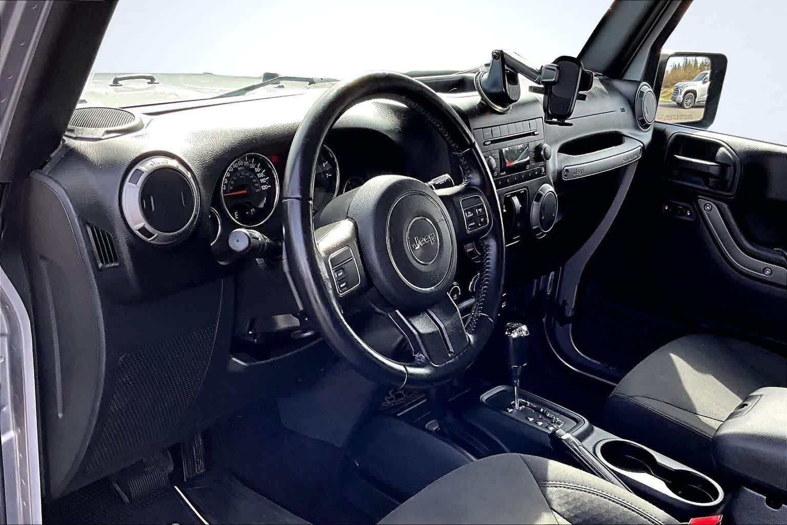 Thumbnail: 2017 Jeep Wrangler - 2