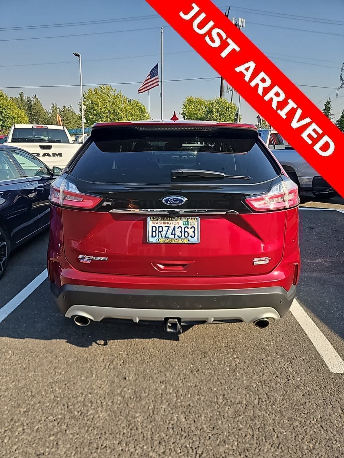 2019 Ford Edge SEL photo 3