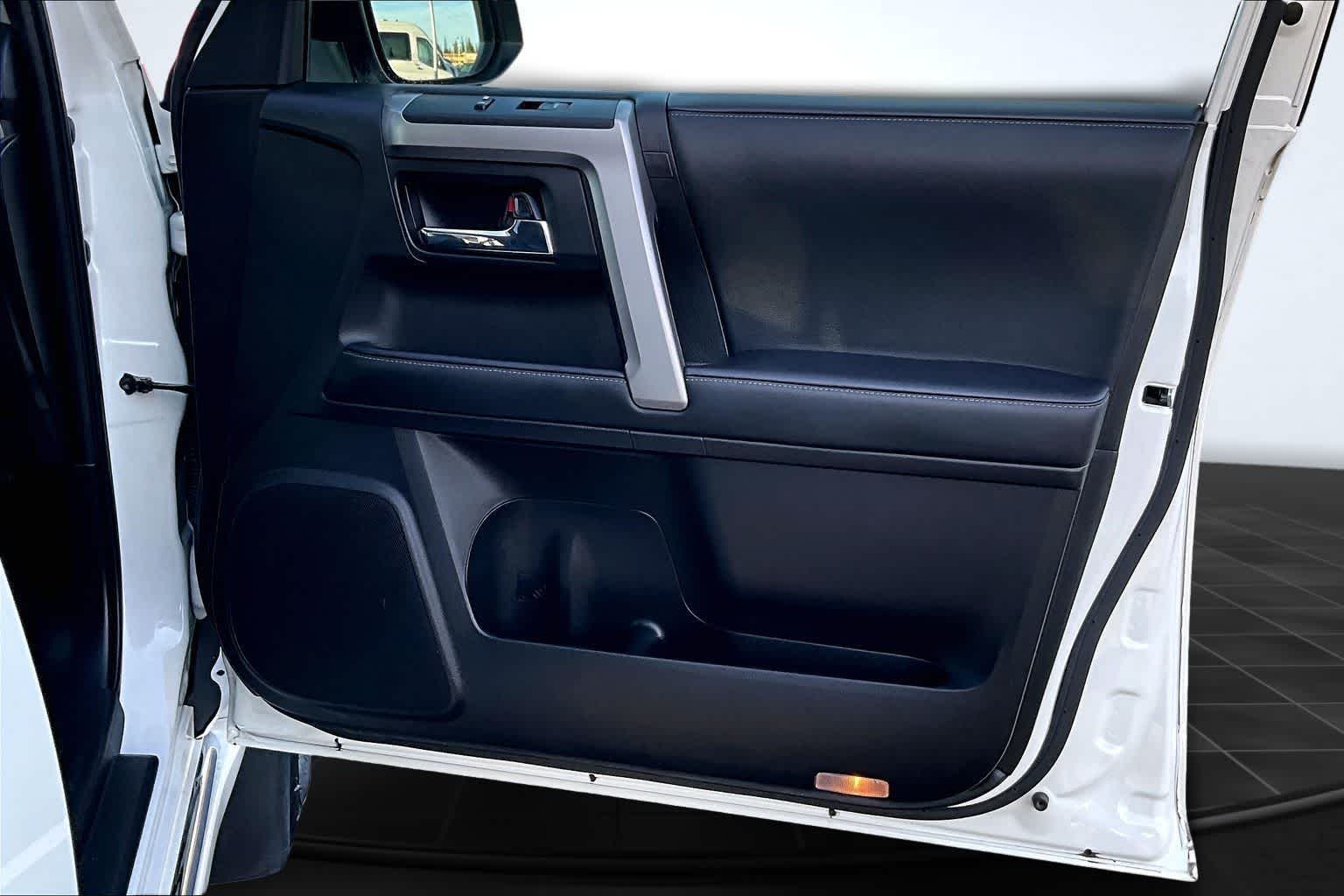 Thumbnail: 2021 Toyota 4Runner - 29