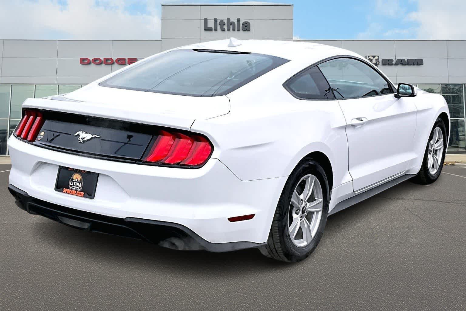 Thumbnail: 2022 Ford Mustang - 22