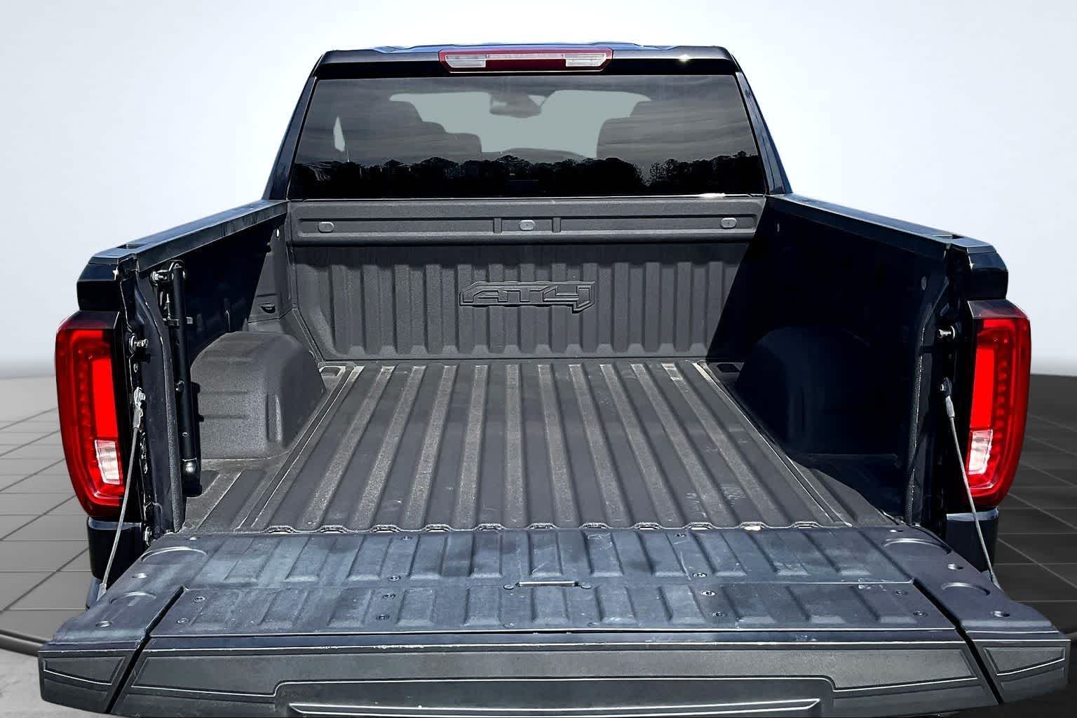 Thumbnail: 2023 GMC Sierra 1500 - 19