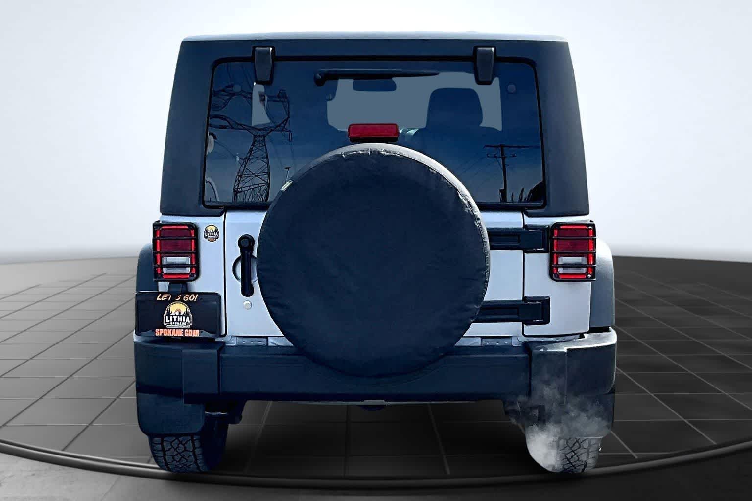 Thumbnail: 2017 Jeep Wrangler - 5