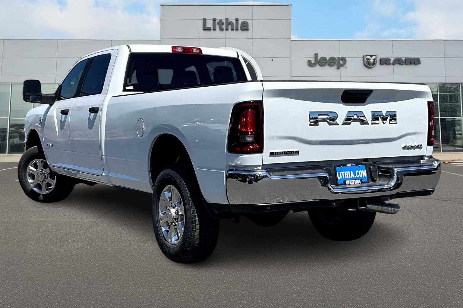 2025 Ram 3500 Big Horn photo 4