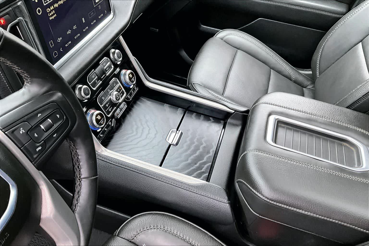 Thumbnail: 2024 GMC Yukon - 17