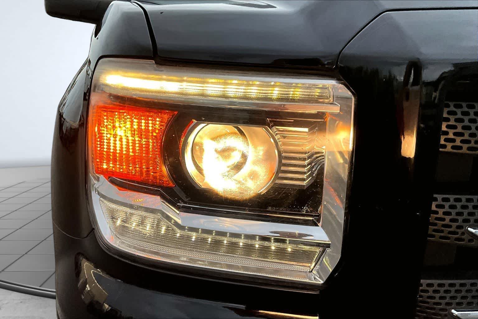 Thumbnail: 2015 GMC Sierra 1500 - 31