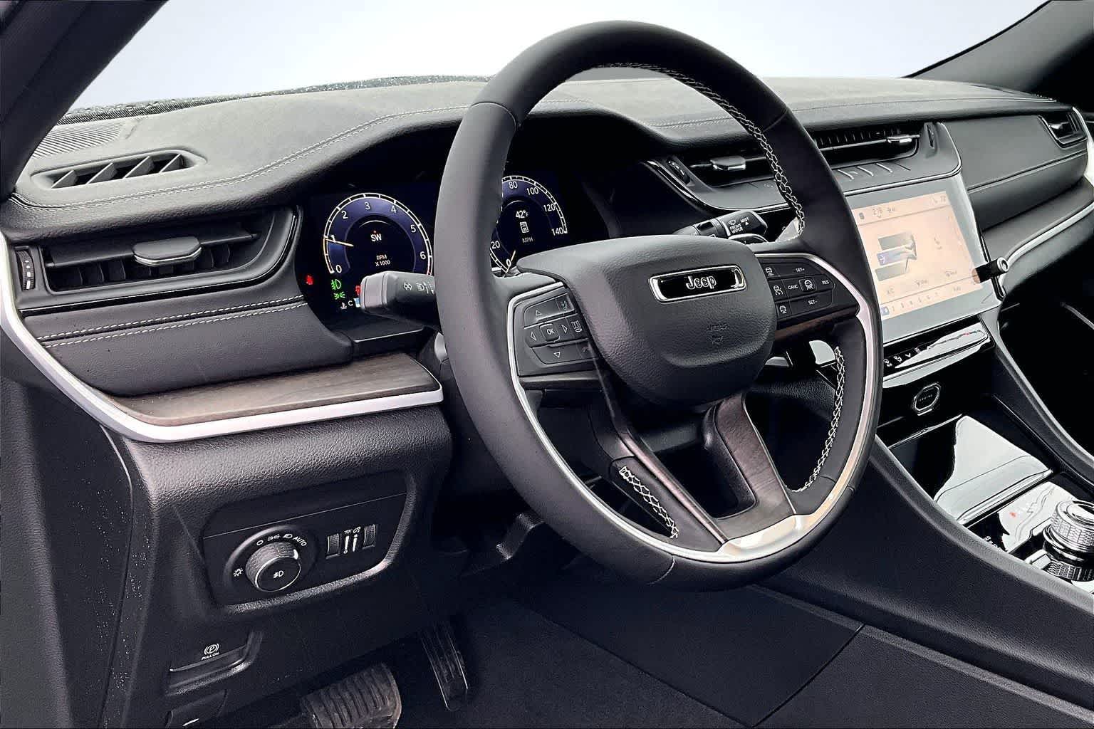 Thumbnail: 2026 Jeep Grand Cherokee - 2
