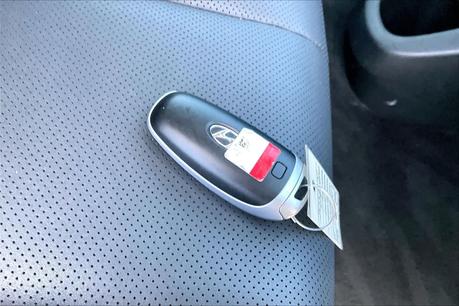 Thumbnail: 2023 Hyundai Ioniq 5 - 20