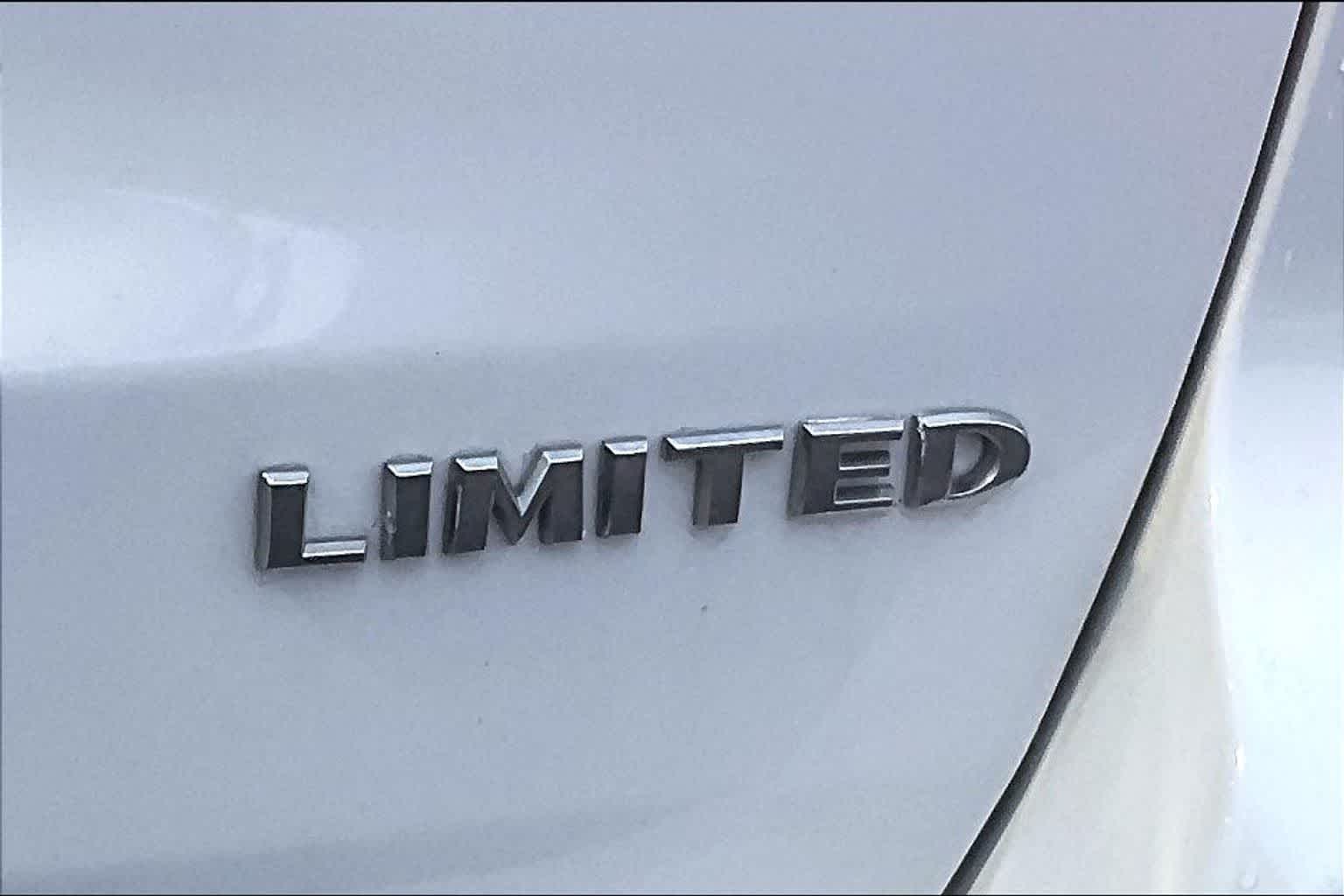 Thumbnail: 2021 Jeep Grand Cherokee - 7