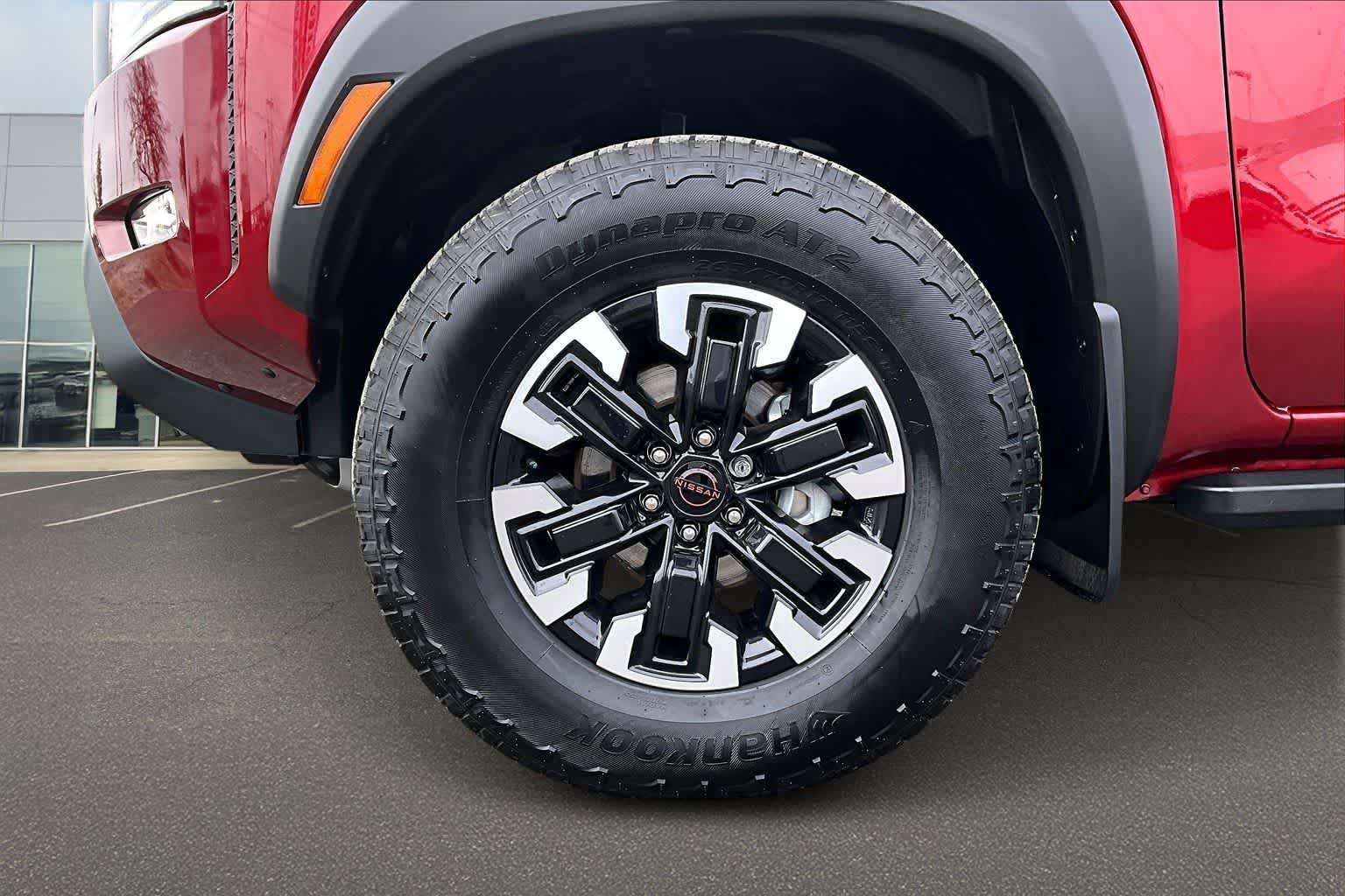 Thumbnail: 2024 Nissan Frontier - 8