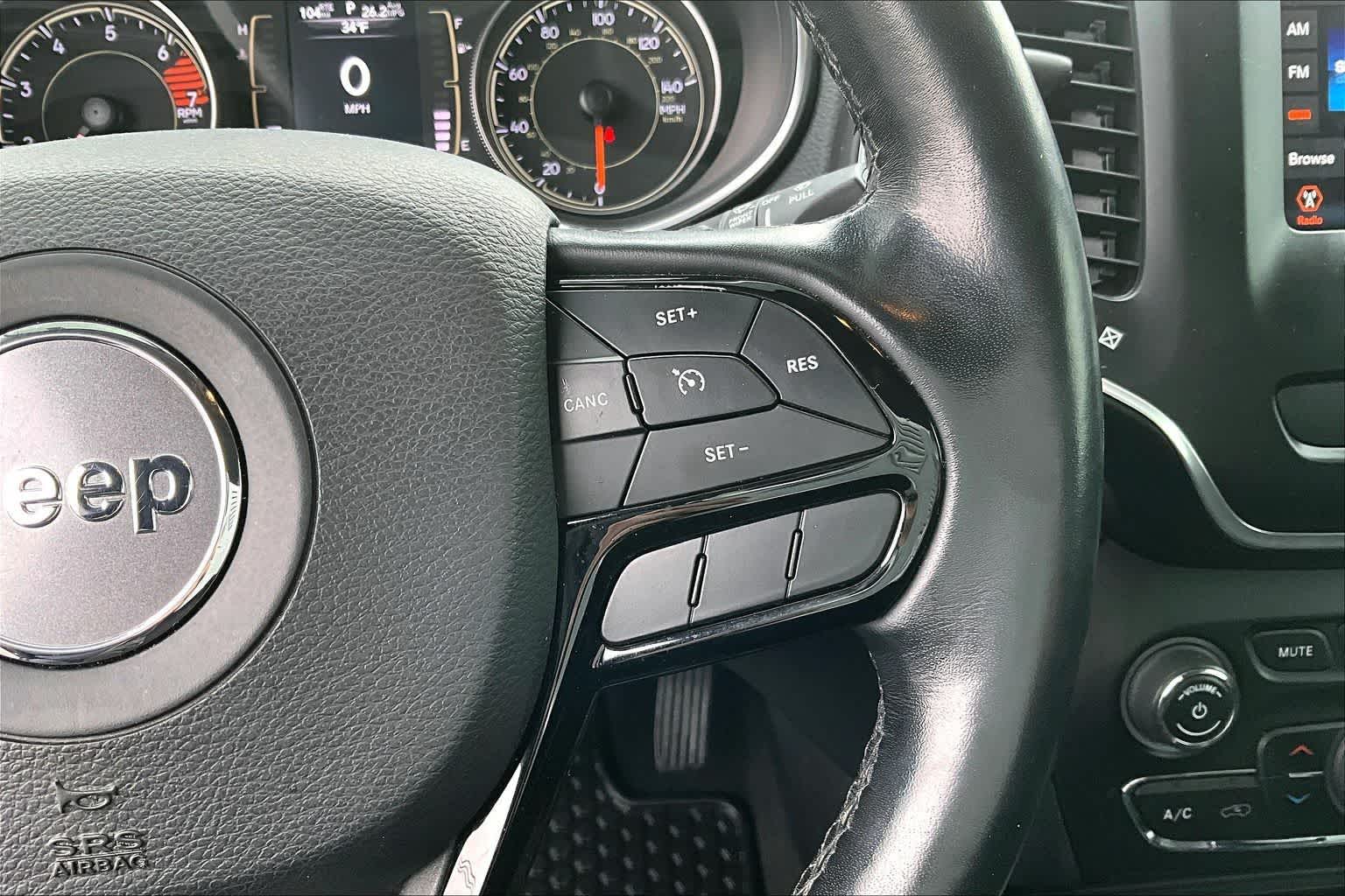 Thumbnail: 2020 Jeep Cherokee - 26