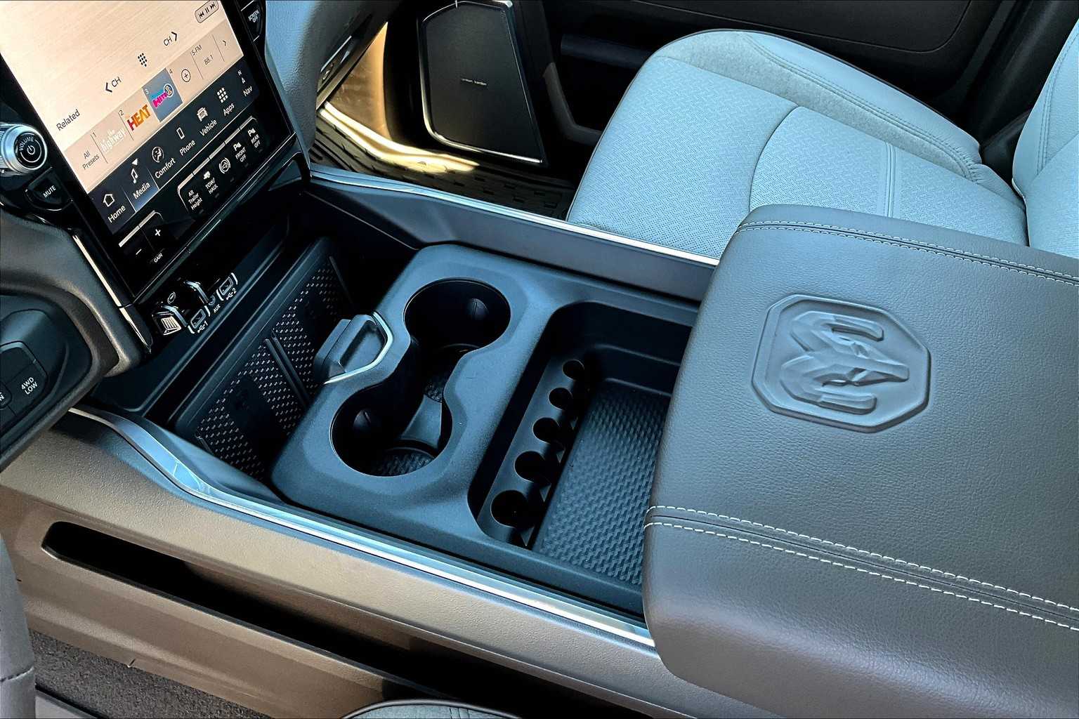 Thumbnail: 2025 RAM 3500 - 17