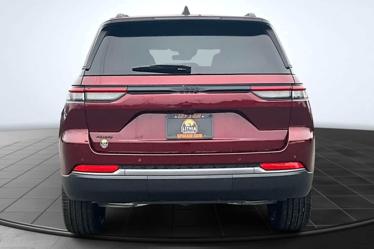 Thumbnail: 2026 Jeep Grand Cherokee - 5