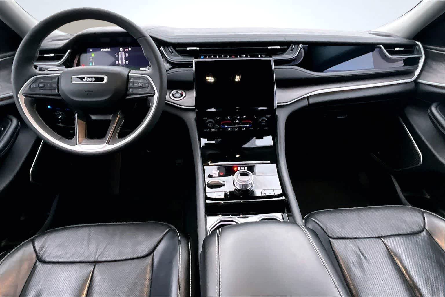 Thumbnail: 2022 Jeep Grand Cherokee - 10