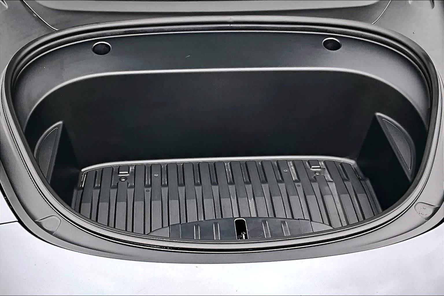 Thumbnail: 2023 Tesla Model 3 - 9