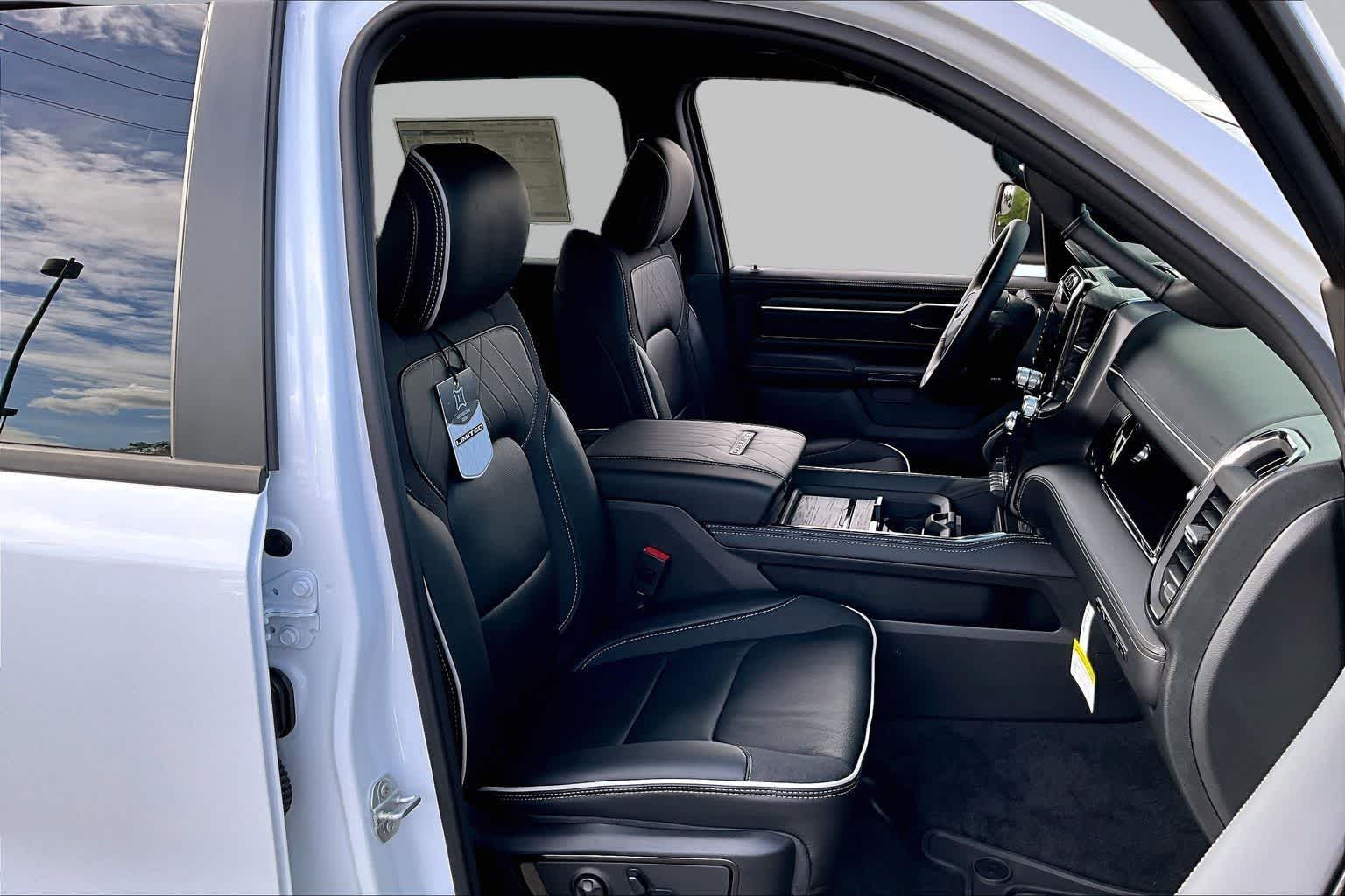 Thumbnail: 2026 RAM 1500 - 14