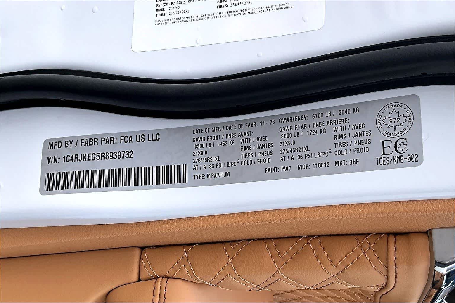 Thumbnail: 2024 Jeep Grand Cherokee L - 21