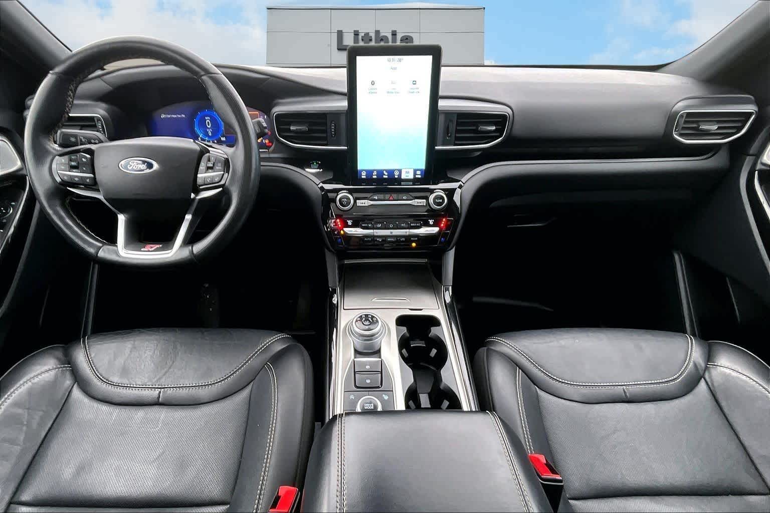 Thumbnail: 2021 Ford Explorer - 10