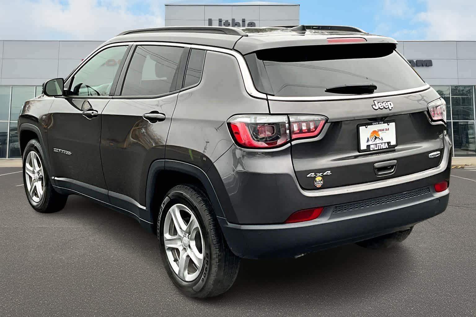 Thumbnail: 2024 Jeep Compass - 6