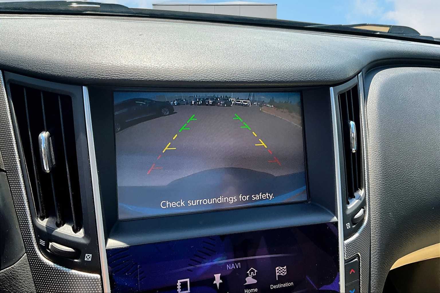 Thumbnail: 2015 INFINITI Q50 - 27