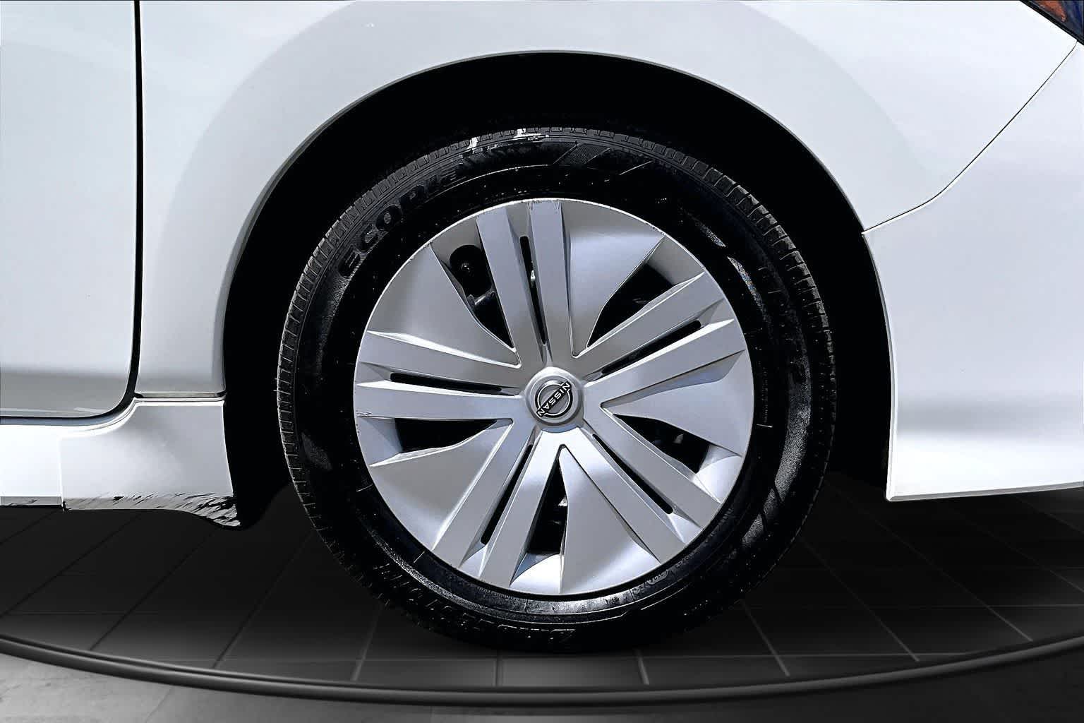 Thumbnail: 2024 Nissan Leaf - 34
