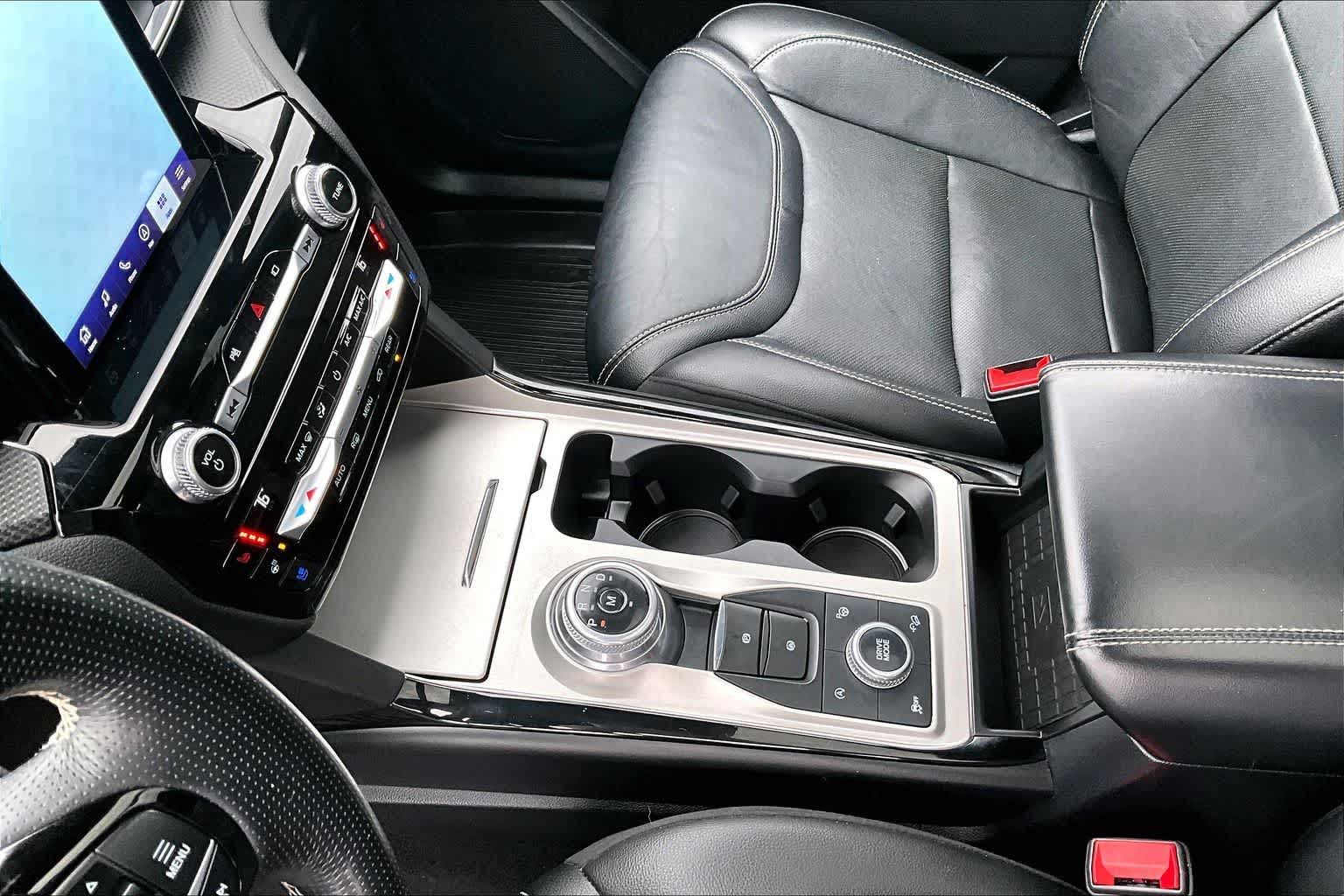 Thumbnail: 2021 Ford Explorer - 17