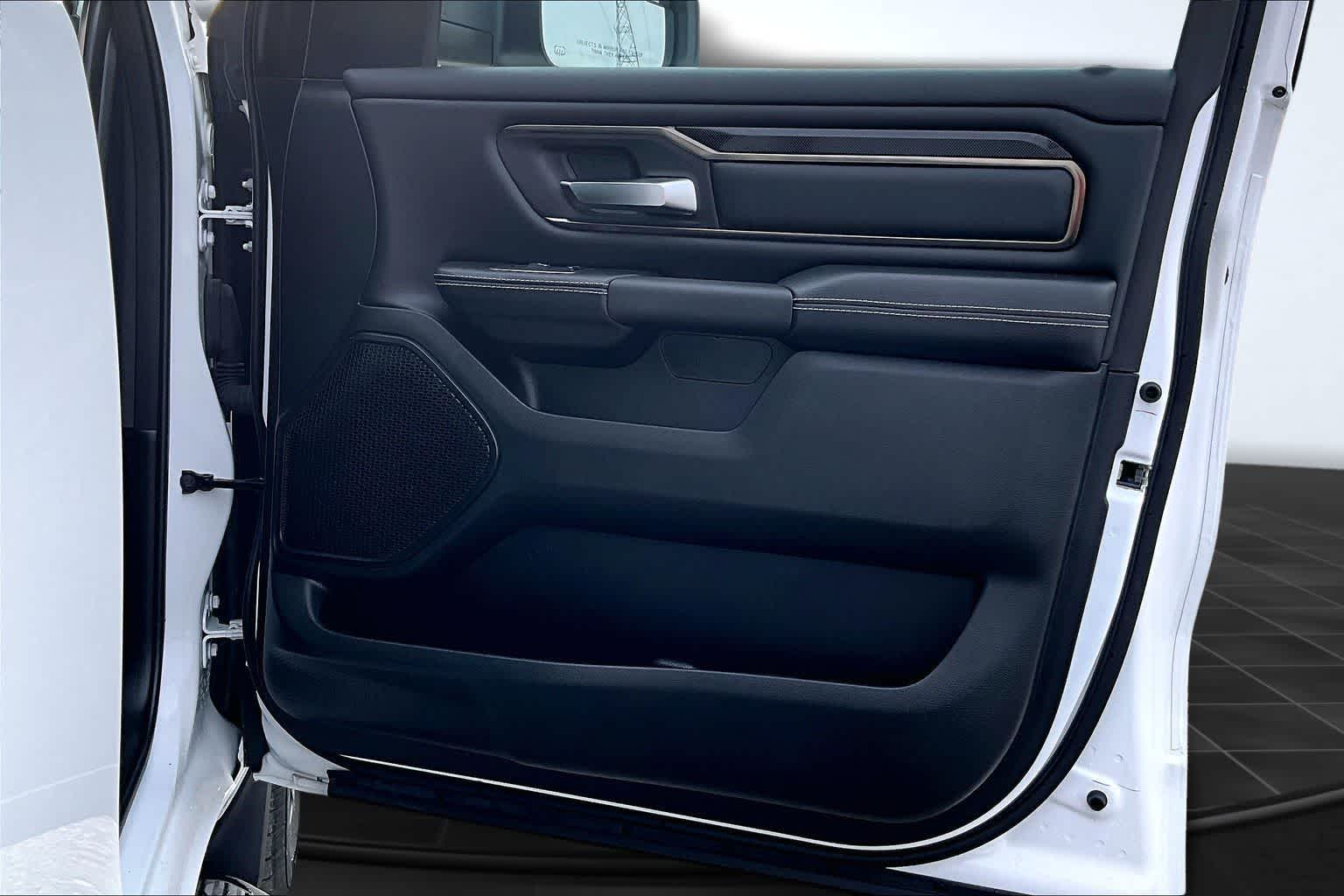 Thumbnail: 2022 RAM 1500 - 29