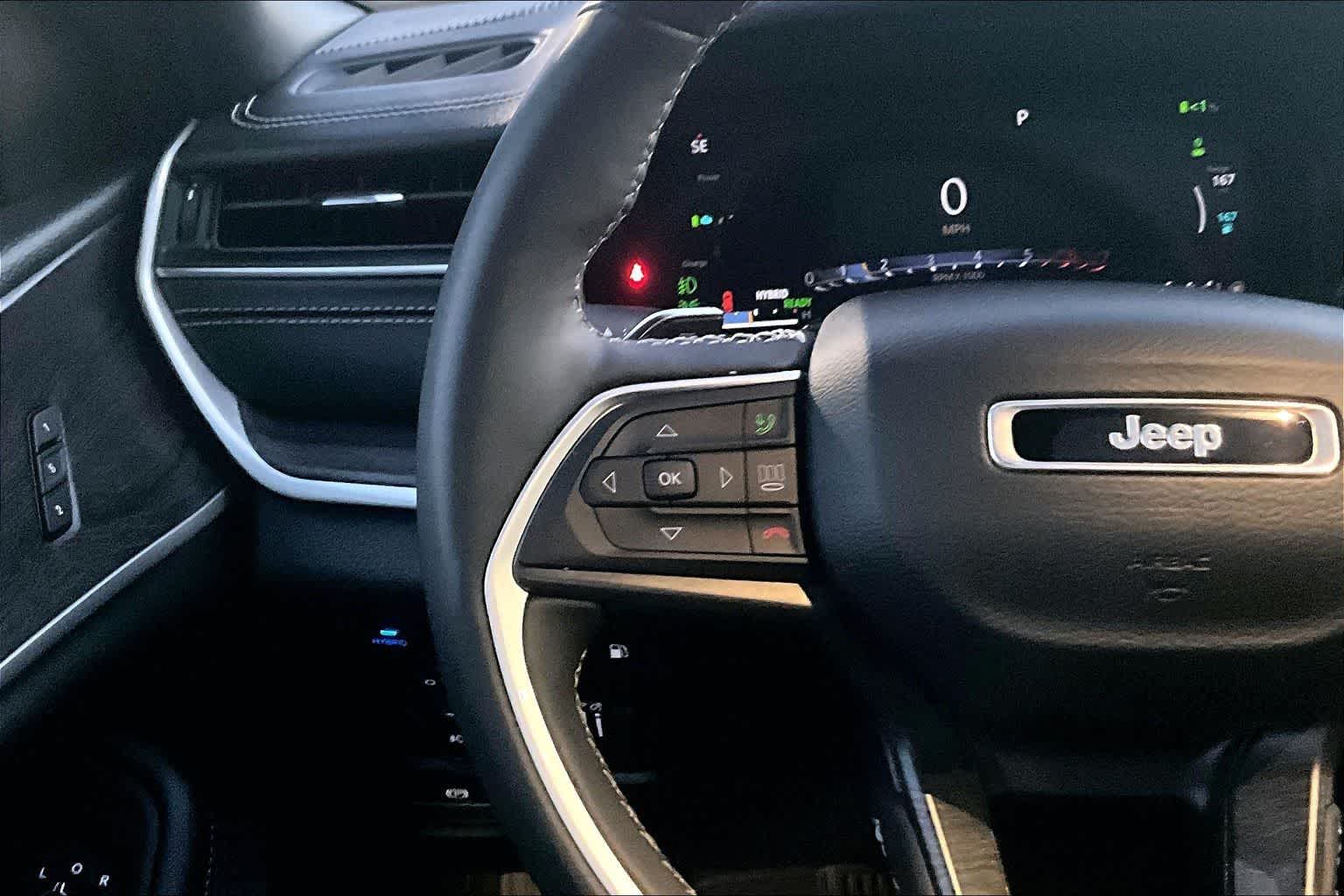 Thumbnail: 2024 Jeep Grand Cherokee - 26