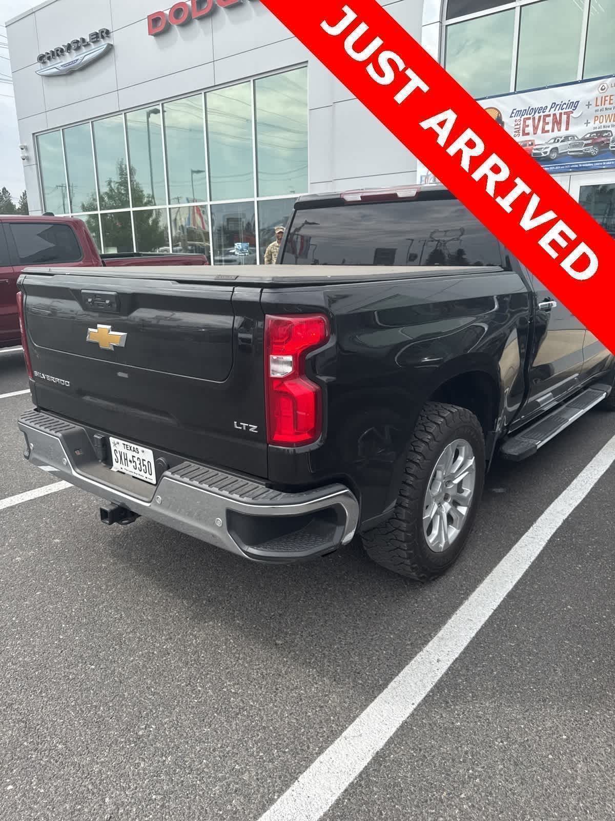 Thumbnail: 2023 Chevrolet Silverado 1500 - 4