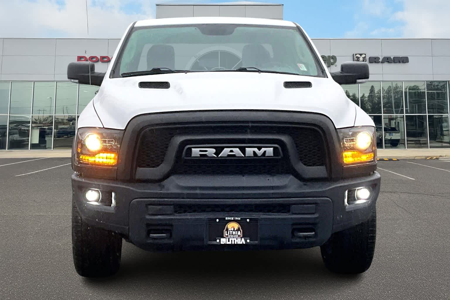 Thumbnail: 2020 RAM 1500 Classic - 6