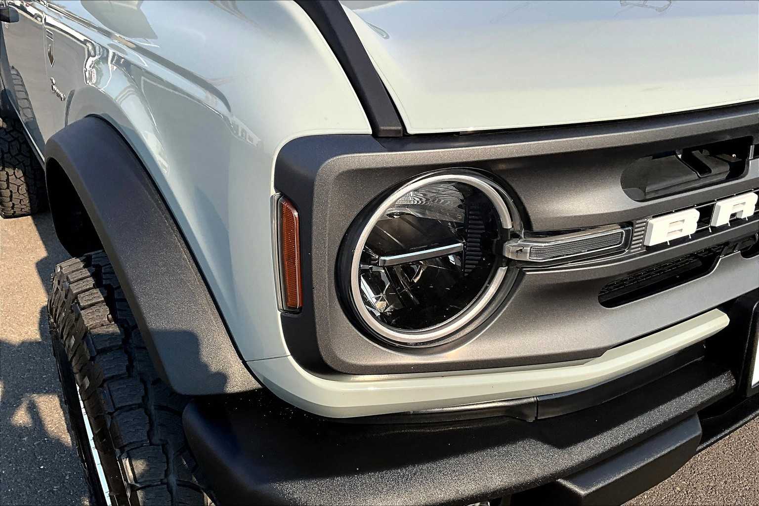 Thumbnail: 2021 Ford Bronco - 30