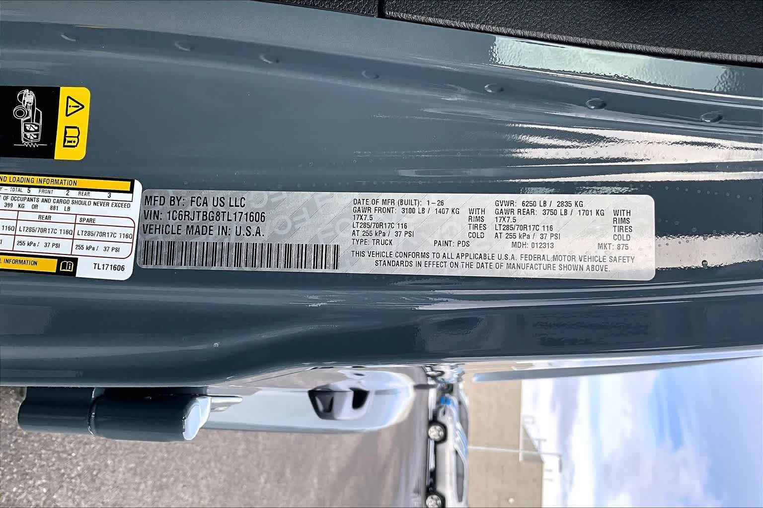 Thumbnail: 2026 Jeep Gladiator - 21