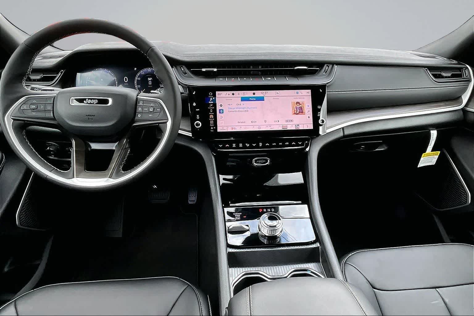 Thumbnail: 2026 Jeep Grand Cherokee - 10