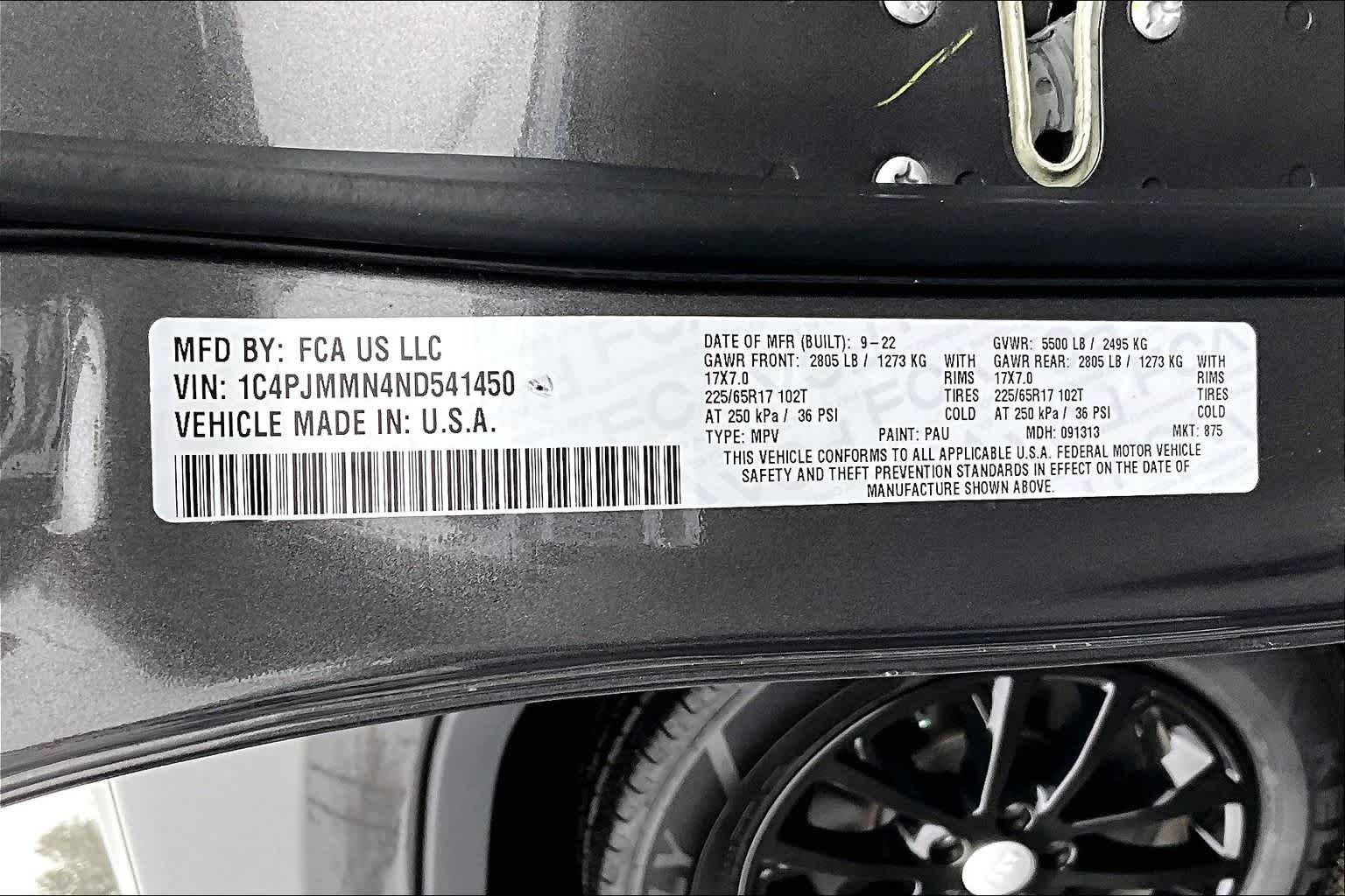 Thumbnail: 2022 Jeep Cherokee - 21