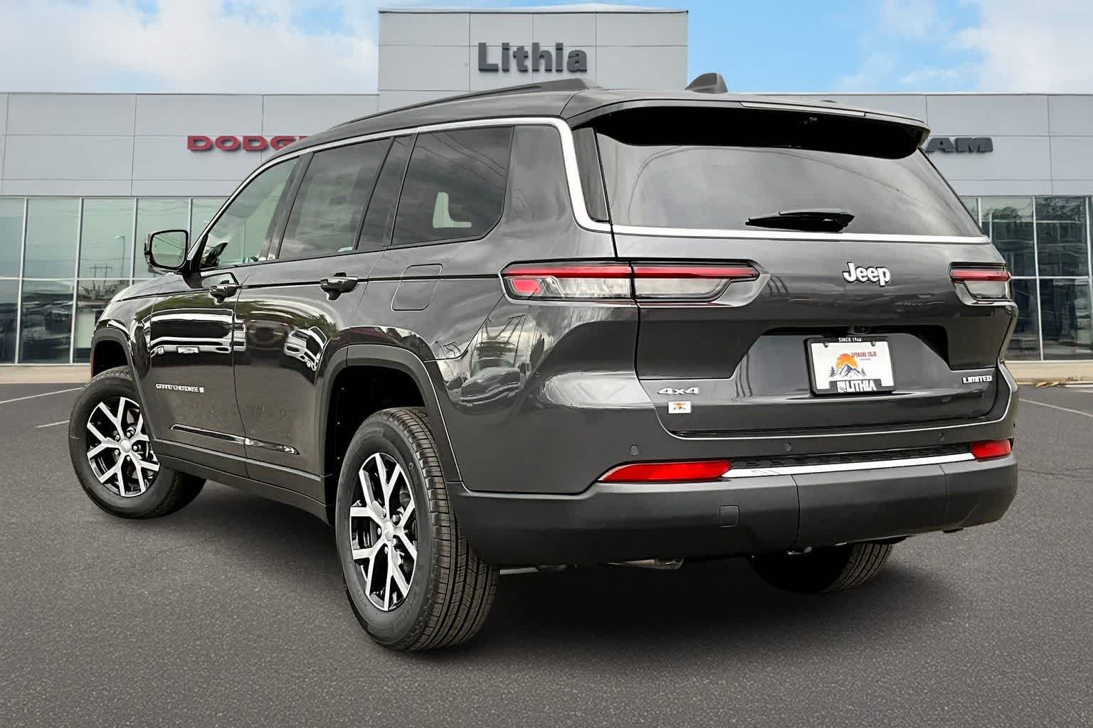 Thumbnail: 2025 Jeep Grand Cherokee L - 4