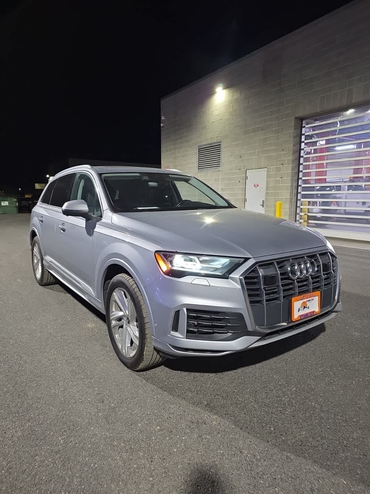 2022 Audi Q7 55 Premium Plus photo 3