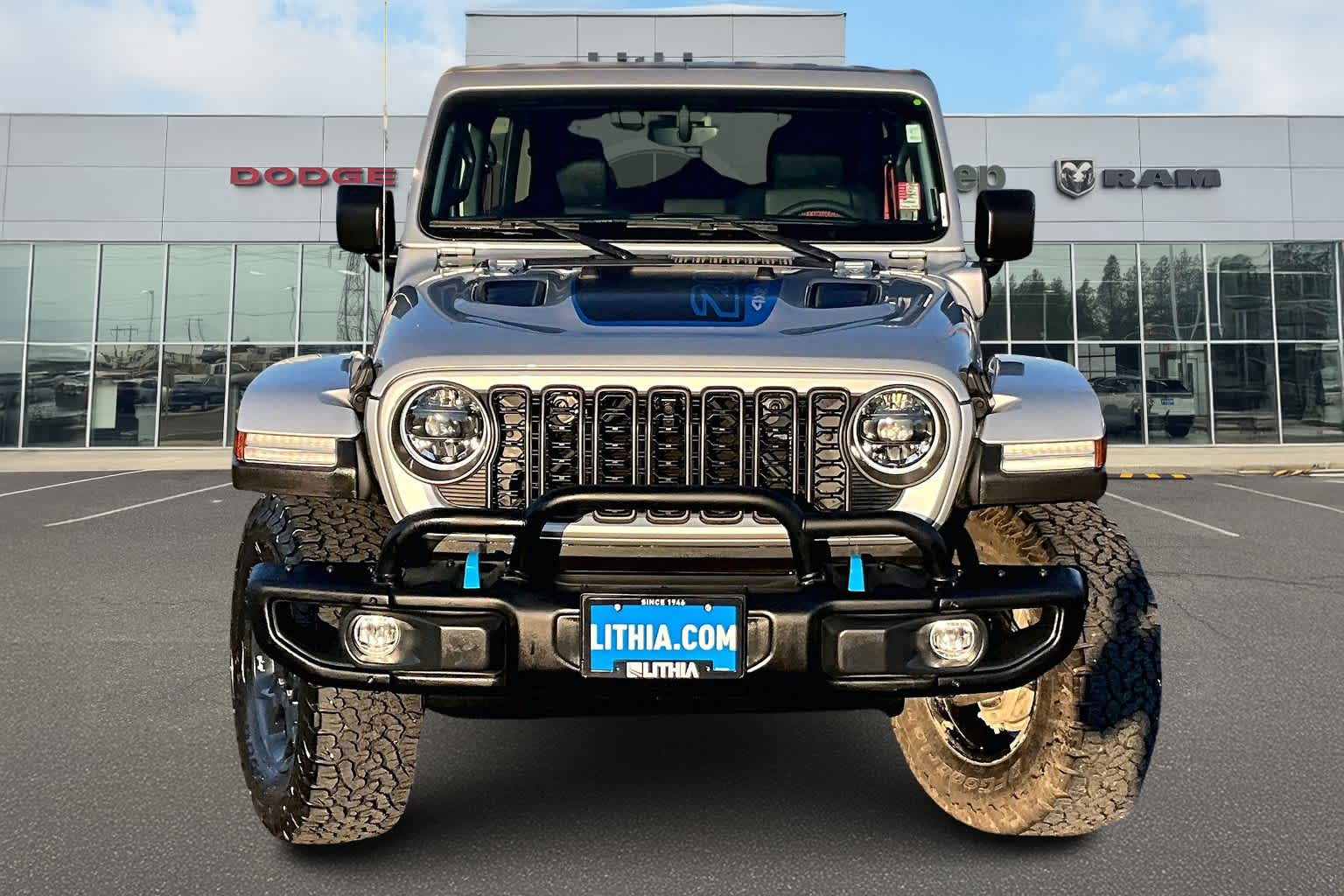 Thumbnail: 2023 Jeep Wrangler - 6