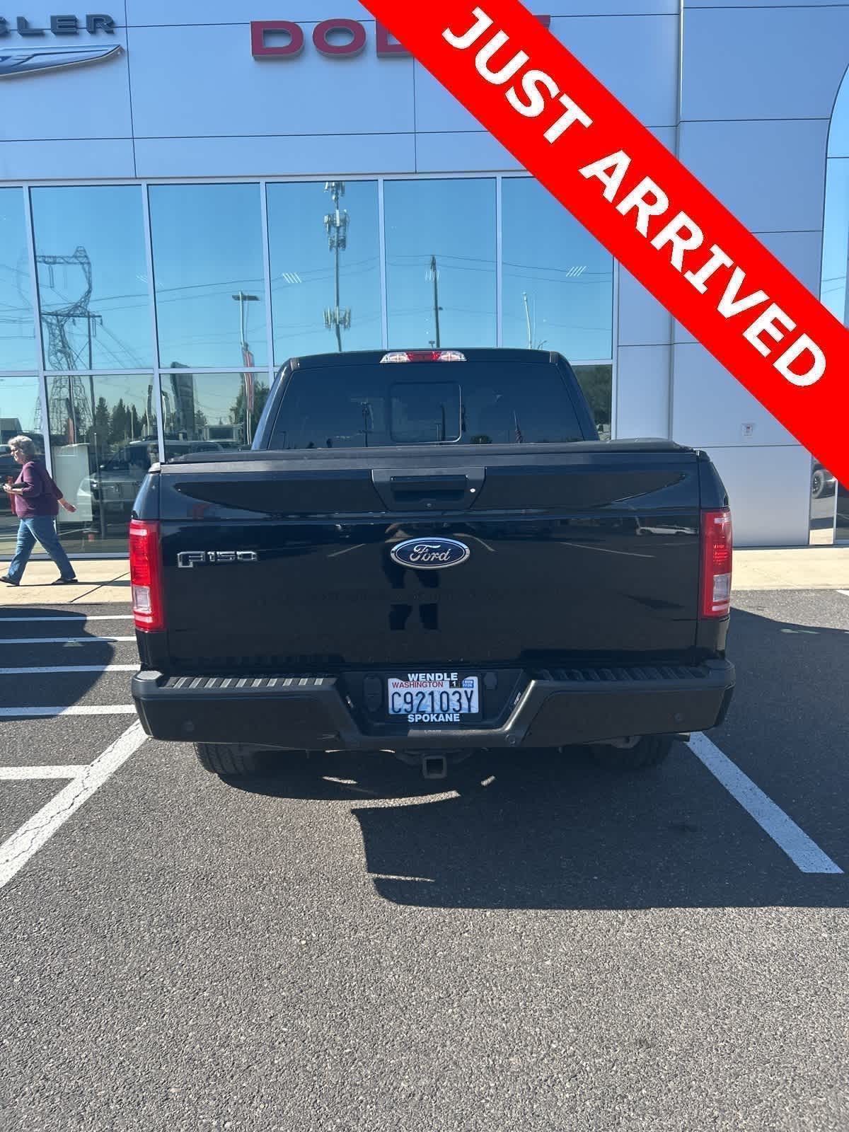 2017 Ford F-150 XLT photo 4