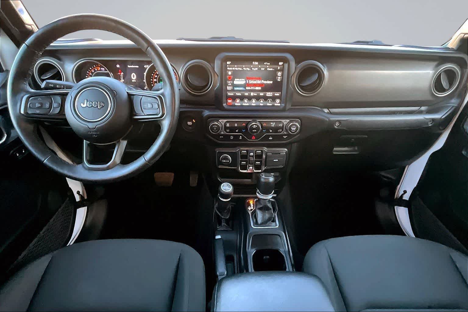 Thumbnail: 2022 Jeep Gladiator - 10