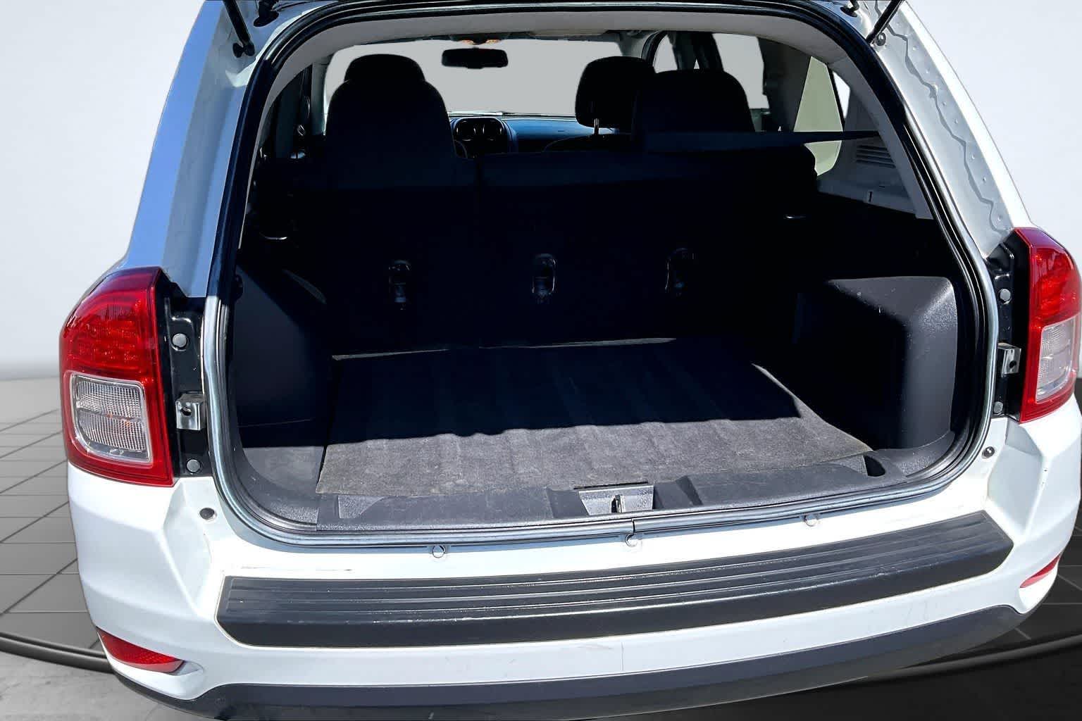 Thumbnail: 2012 Jeep Compass - 19