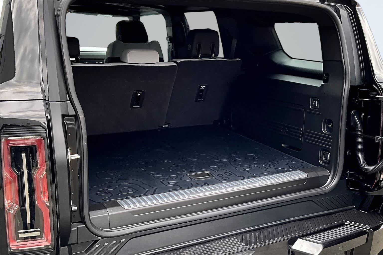 Thumbnail: 2025 GMC Hummer EV - 19