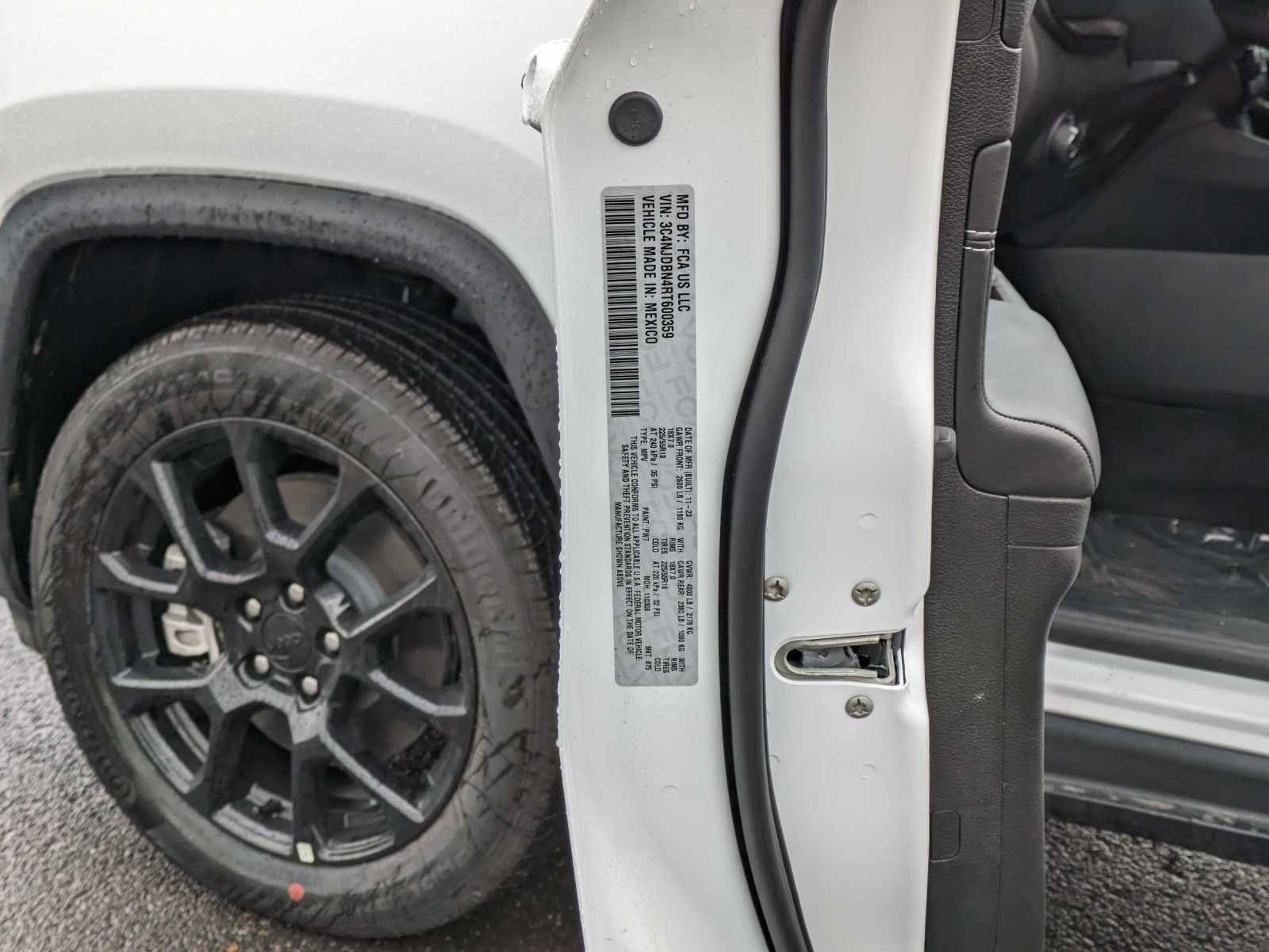 Thumbnail: 2024 Jeep Compass - 33