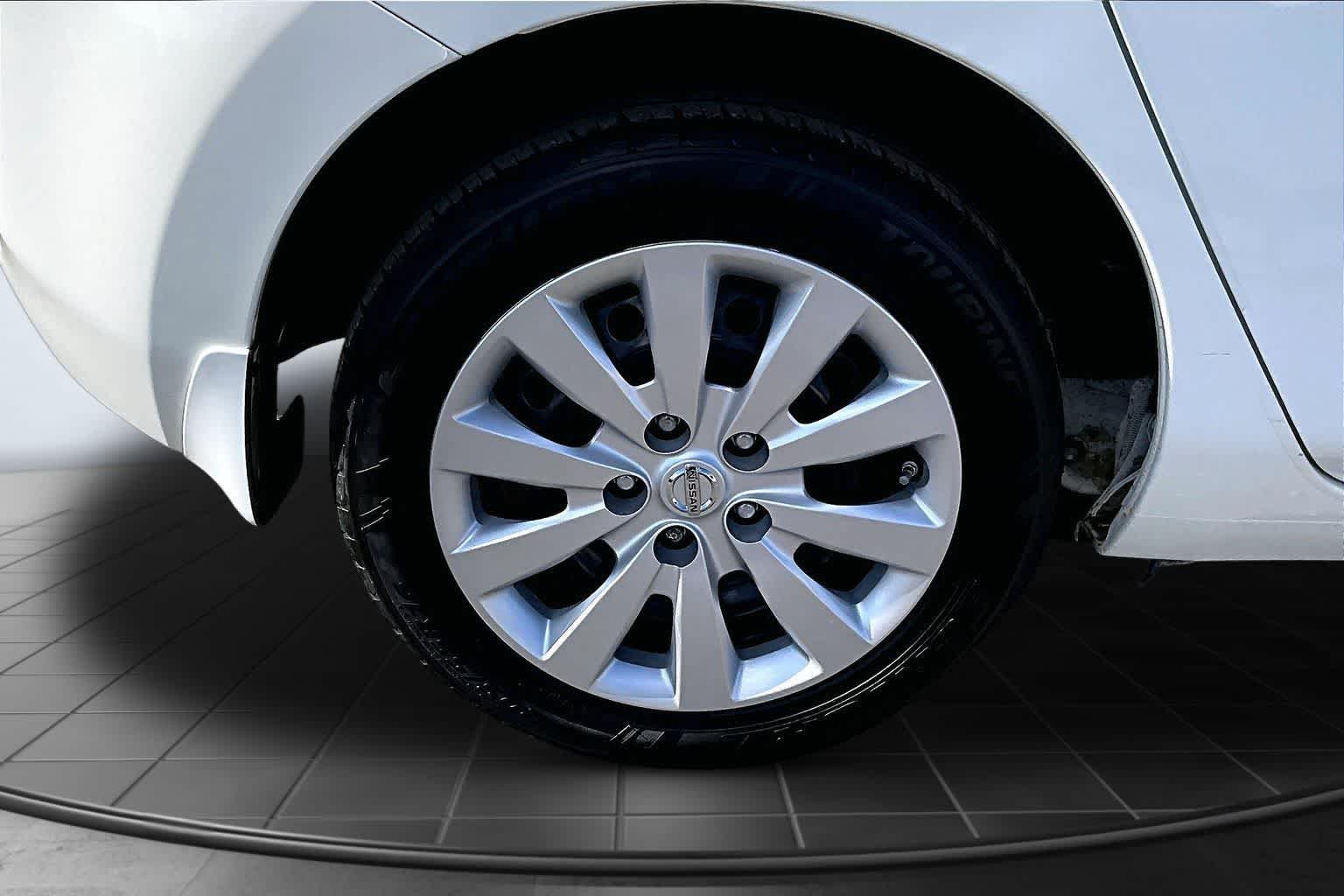 Thumbnail: 2016 Nissan Leaf - 35