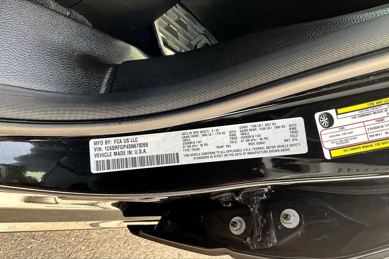 Thumbnail: 2025 RAM 1500 - 21