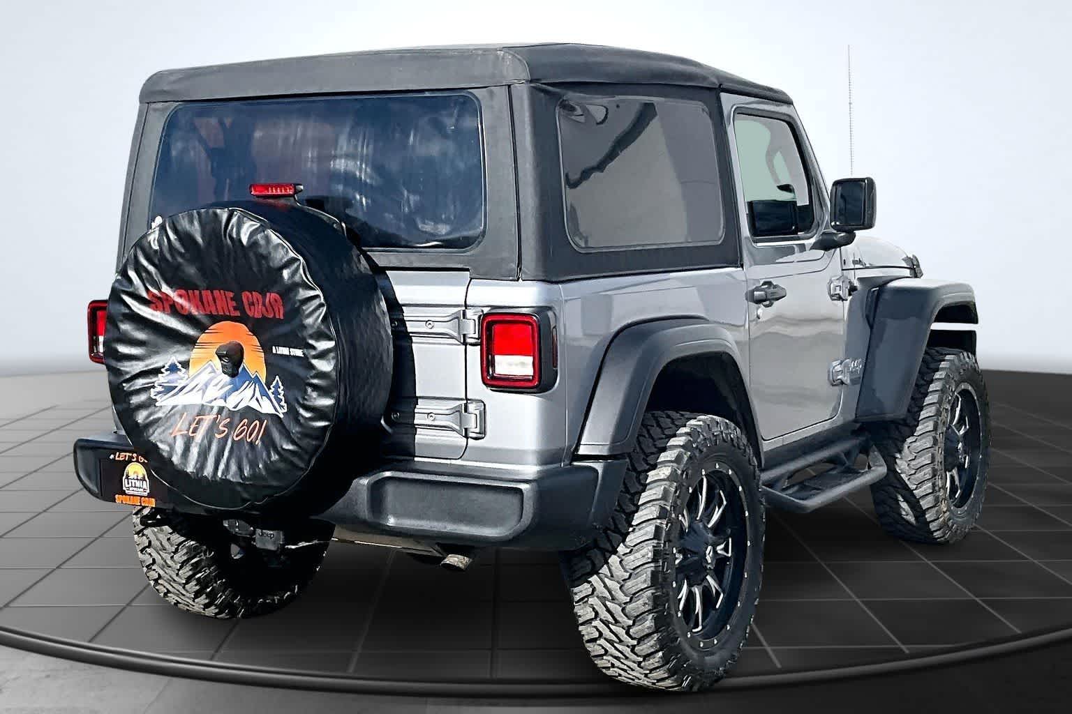 Thumbnail: 2021 Jeep Wrangler - 23