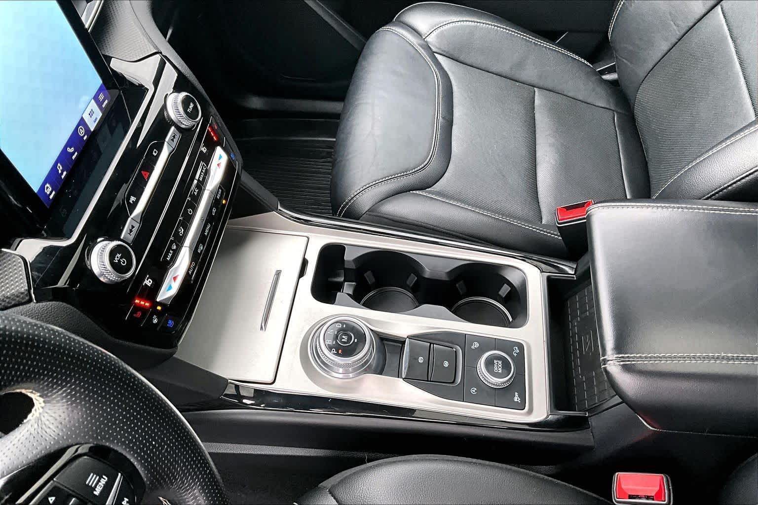 Thumbnail: 2021 Ford Explorer - 17