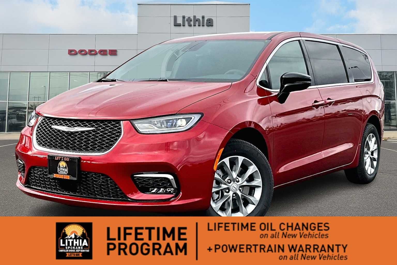 2026 Chrysler Pacifica Select's photo