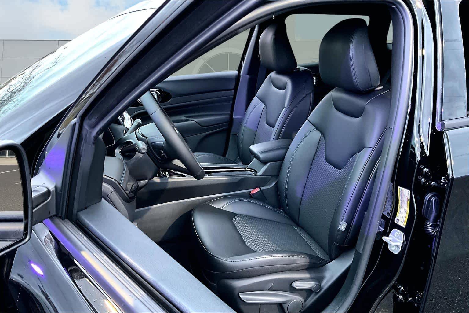 Thumbnail: 2026 Jeep Compass - 11